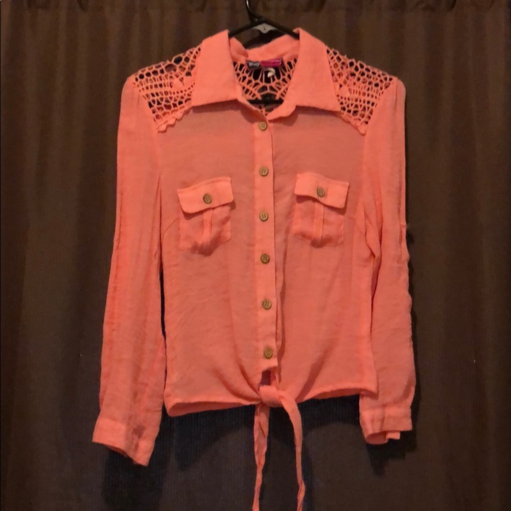 Say What?! Light pink/peach quarter sleeve